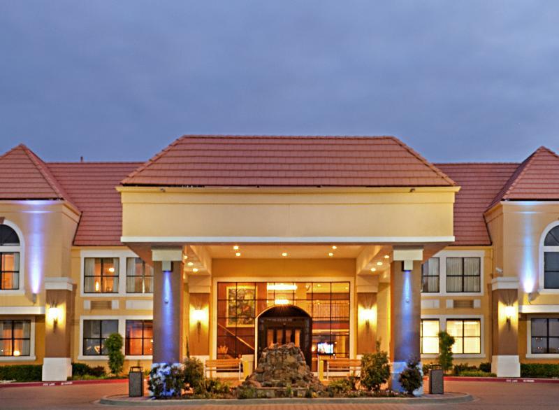 Holiday Inn Express Hotel & Suites Irving Dfw Airport North By Ihg Eksteriør billede